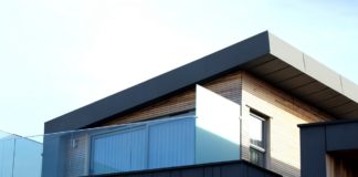 Træhuse.dk designer og bygger kvalitetstræhuse i forskellige størrelser og typer Træhus