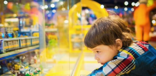 Derfor bør du vælge legetøj til børn fra Børn i Balance Legetøj