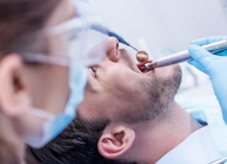 Tandlægerne på Østerbro laver dine nye tænder professionelt Nye tænder