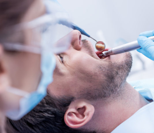 Tandlægerne på Østerbro laver dine nye tænder professionelt Nye tænder